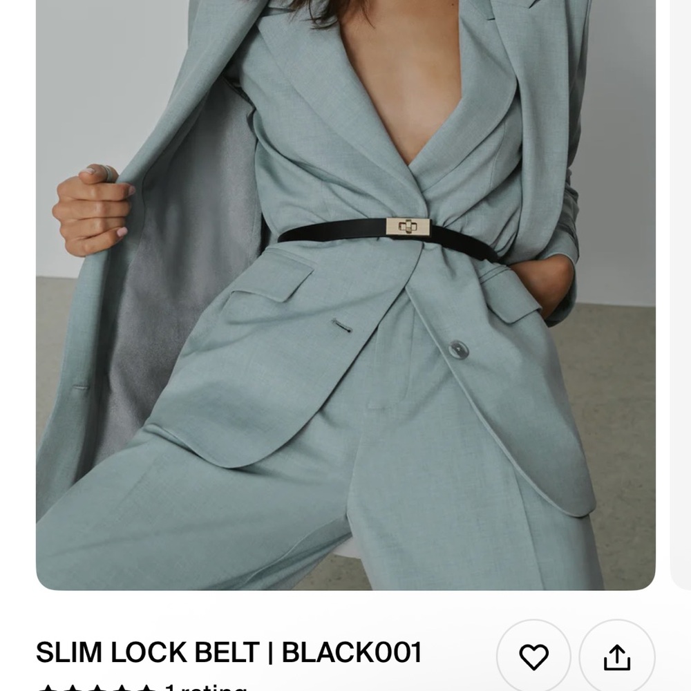 Good American Black and gold slim lock belt